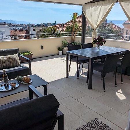 Prime Location Penthouse Apt With A Large Terrace Split Exterior foto